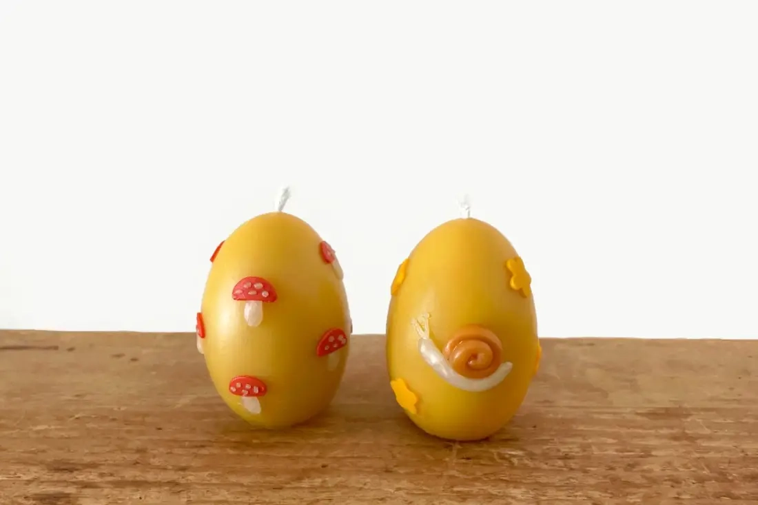 DIY-gedecoreerde bijenwas eierkaarsen voor Pasen