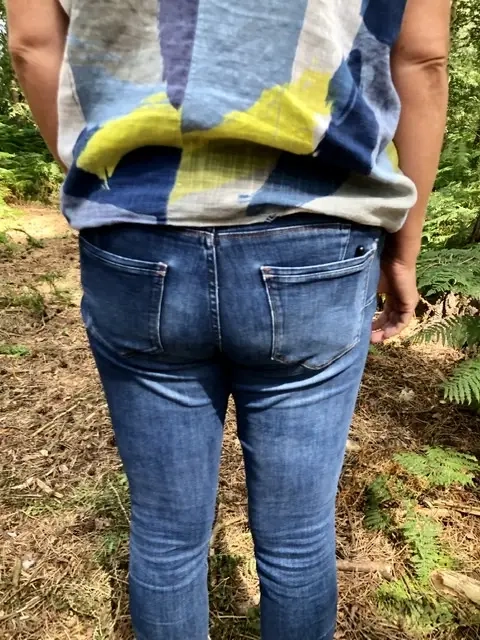 Hoe de binnenkant van de dij van Jean te repareren