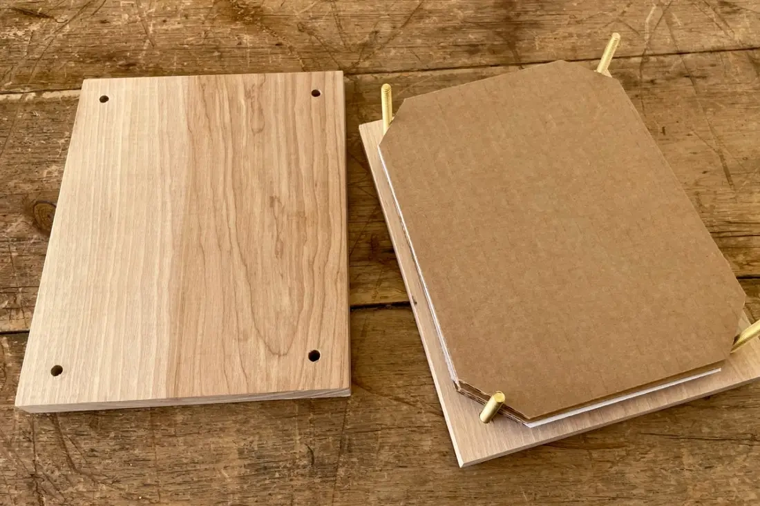 DIY houten bloemenpers