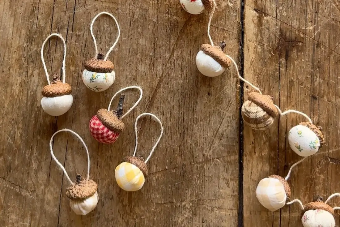 DIY-schroot Eikelslinger en ornamenten